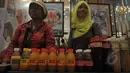 Salah satu peserta pameran menampilkan produk berupa jamu yang telah dikemas menjadi lebih menarik pada Agrinex Expo ke-9 yang digelar di JCC, Jakarta, Sabtu (21/3/2015). (Liputan6.com/Johan Tallo)