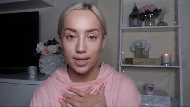 Elle Derby, Youtuber yang Tak Malu Minta Menginap Gratis di Hotel