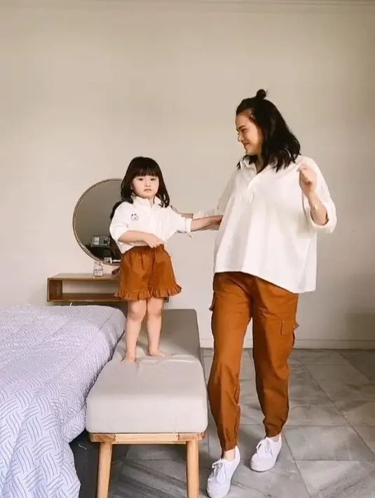 (Instagram/alicenorin)