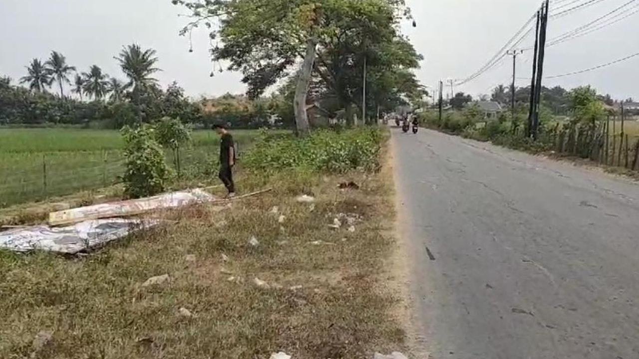 Waka Polsek Cabangbungin Iptu Agus Salim mengatakan, korban sampai saat ini masih dirawat di rumah sakit.