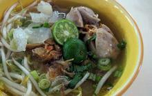 4 Tempat mie kocok paling ramai di Bandung