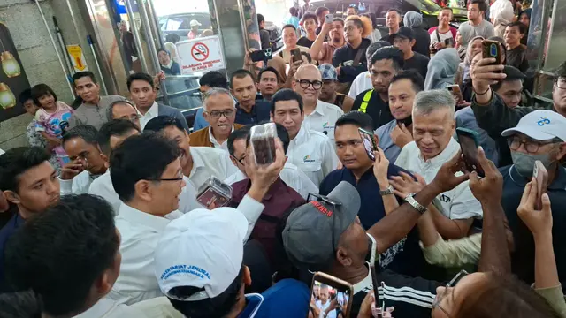 Menteri Keuangan, Purbaya Yudhi Sadewa mengunjungi Pasar Tanah Abang Blok A, Senin, (9/3/2026). (Foto: Liputan6.com/Arief RH)