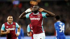 Chelsea tersingkir dari Piala Liga Inggris 2016-2017 usai takluk 1-2 dari West Ham United dalam laga 16 besar, Rabu (26/10/2016) waktu setempat. (Action Images via Reuters/John Sibley)