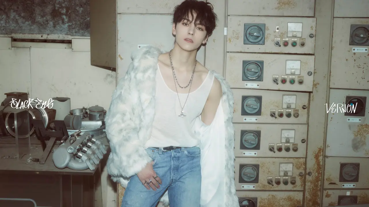 Vernon Seventeen. (Pledis Entertainment via Soompi)