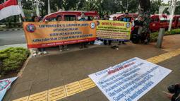 Mereka juga meminta kedaulatan anggota dalam koperasi agar tidak dijadikan sebagai lahan bisnis. (Liputan6.com/Faizal Fanani)