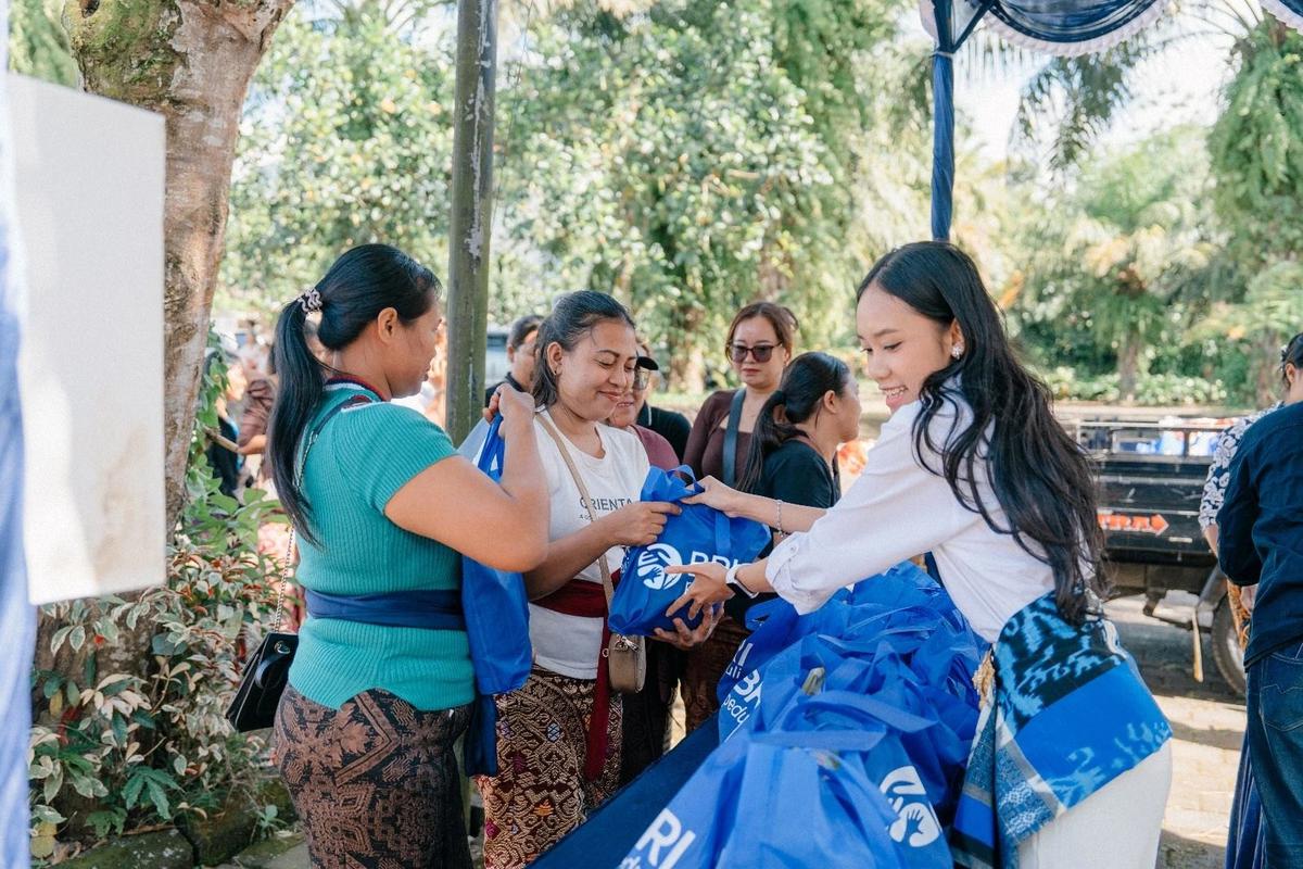 Peringati Hari Raya Nyepi 2026, BRI Peduli Salurkan CSR 2.000 Paket Sembako bagi Warga Desa Angseri dan Desa Sarimekar