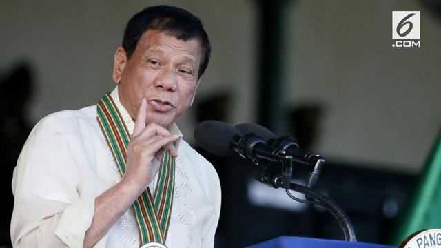 Putra Presiden Filipina Rodrigo Duterte, dan menantunya, Manases Carpio, ditimpa kabar miring. Mereka dituduh terlibat dalam Narkotika