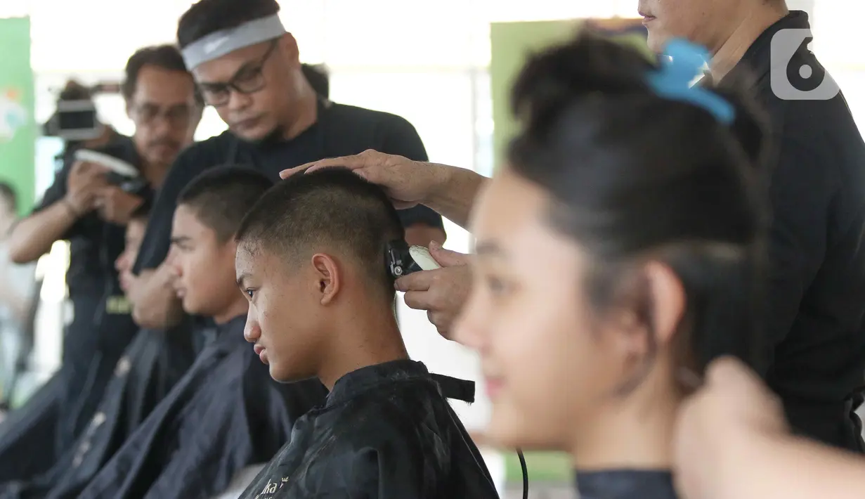 Ini merupakan salah satu syarat yang mesti mereka penuhi untuk menjadi pasukan pengibar Sang Merah Putih pada Upacara Peringatan HUT RI ke-79 Tahun 2024. (Liputan6.com/Herman Zakharia)