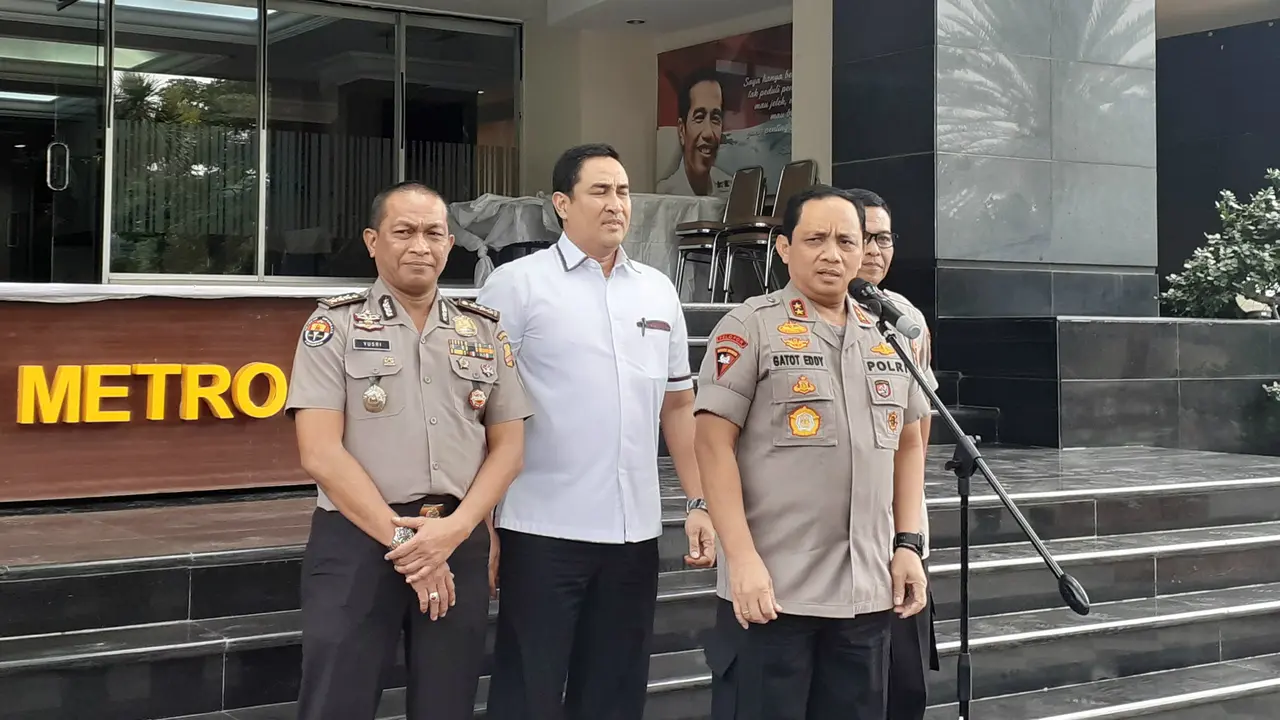 Kapolda Metro Jaya Irjen Gatot Eddy Pramono menggelar jumpa pers, Senin (18/11/2019).
