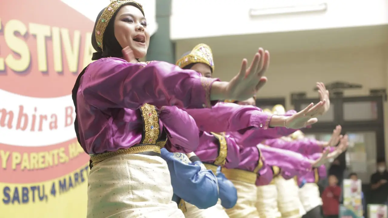 Happy Student Performace Pada Festival Gembira Belajar