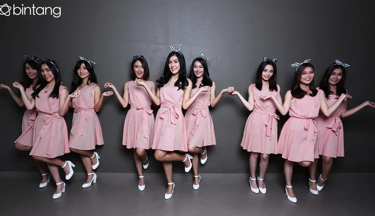 Untuk mengenal satu dengan yang lainnya, mereka tinggal satu basecamp. Formasi baru girlband ini juga menyiapkan single baru. Yang agak dewasa itu masih di rahasiakan.(Foto by Febio Hernanto/Bintang.com, Digital Imaging by Denti Ebtaviani/Bintang.com)