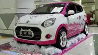 Sayang Istri, Pria Ini Modif Ayla Bergaya Hello Kitty 