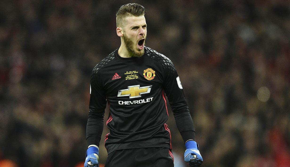 1. David de Gea (Manchester United) – Kiper asal Spanyol ini bermain kurang apik dalam mengawal gawang Manchester United musim lalu. Rating David de Gea mungkin akan turun dari 91 menjadi 90 di FIFA 20. (AFP/Glyn Kirk)