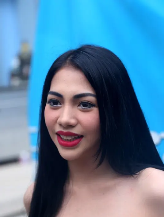 Meski kerap terlihat mesra Billy dan Kezia terhalang akan keyakinan sehingga mereka tak bisa bersama. (Andy Masela/Bintang.com)