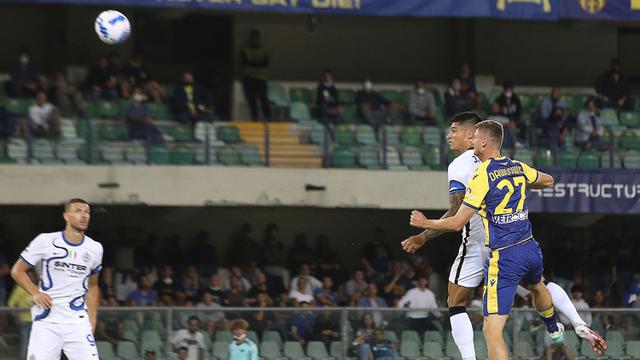 Foto: Sempat Tertinggal di Babak Pertama, Inter Milan Menang Meyakinkan dari Tuan Rumah Hellas Verona pada Liga Italia 2021/2022