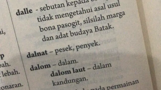 Ilustrasi Kamus Bahasa Batak