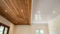 Plafon Kayu atau PVC, Mana yang Lebih Cocok untuk Rumah Tropis?