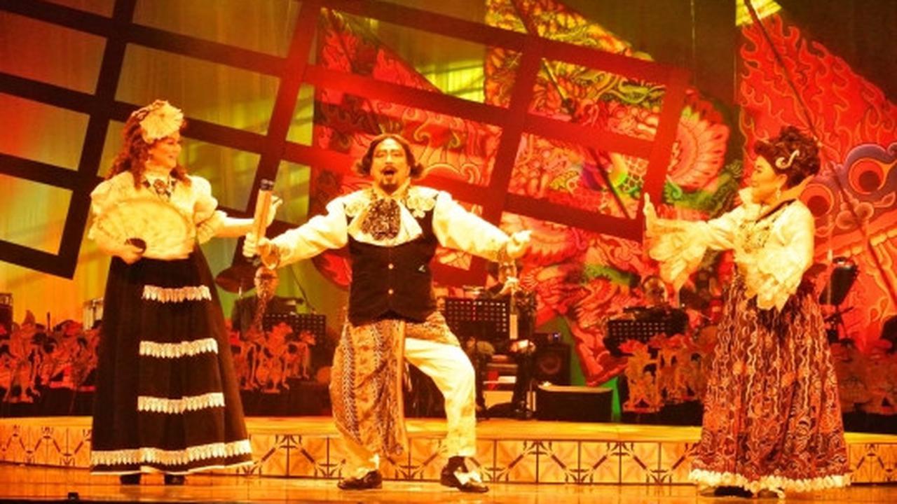 Menyaksikan kehidupan kota korup di panggung Teater Koma