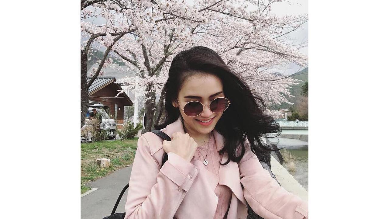 [Bintang] Ayu Ting Ting