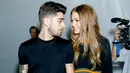 Meski demikian, di bulan April Zayn terlihat berada di apartemen Gigi dan baru pulang keesokan harinya dengan baju yang sama. (USWeekly)