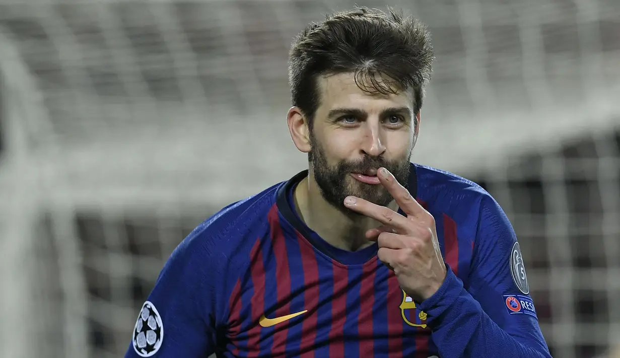 Gerard Pique berhasil mengoleksi empat gelar Liga Champions. Gelar pertamanya ia sabet ketika bermain di Manchester United pada tahun 2008. Tiga gelar lainnya diraih bersama Barcelona di tahun 2009, 2011, dan 2015. (AFP/Lluis Gene)