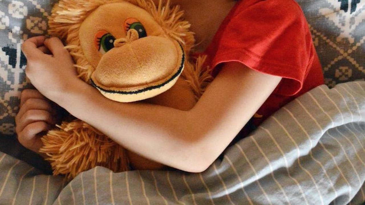 Dengan menjaga lingkungan tidur dan memperhatikan beberapa faktor, kita dapat membantu aDengan menjnak tidur lebih nyaman dan mengurangi keringat berlebih.