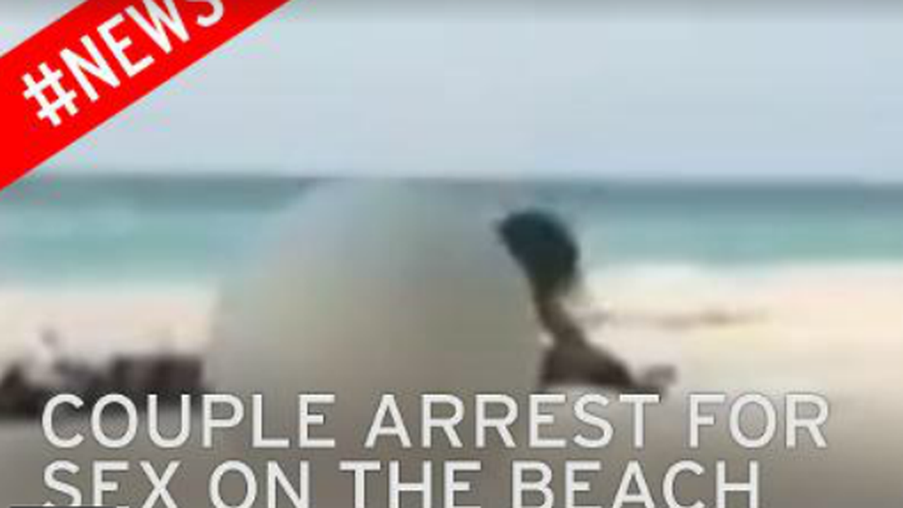 Pakai Kamera Ponsel, Nenek Nekat Rekam Aktivitas Seks di Pantai