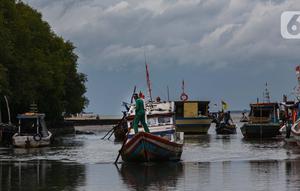 Badan Meteorologi, Klimatologi dan Geofisika (BMKG) memantau tiga bibit siklon tropis berada di wilayah Indonesia, yaitu 91S, 94S dan 93P. (Liputan6.com/Angga Yuniar)