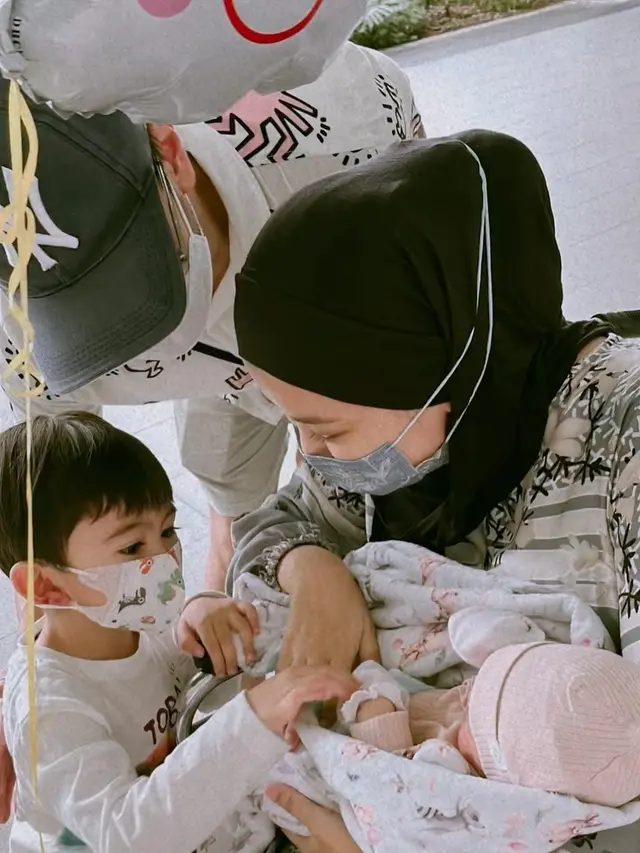 6 Potret Shenty Feliziana, Istri Reuben Elishama Usai Mulahirkan Anak Kedua