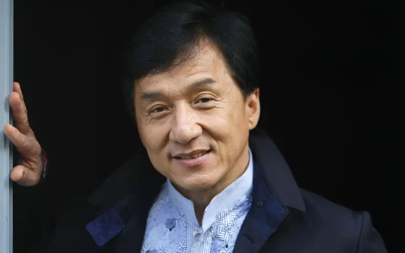 Jackie Chan dikenal sebagai Mr. Nice Guy