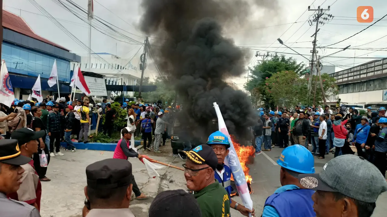 Buruh Pelabuhan Demo