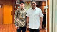 Model Batik Fero Walandouw yang Kini Fokus Jadi Komisaris, Inspirasi Buat Anak Muda