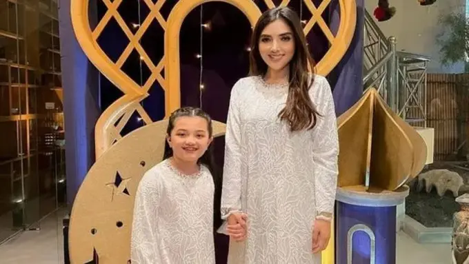 Rekomendasi baju lebaran brokat (credit: instagram/ashanty_ash)