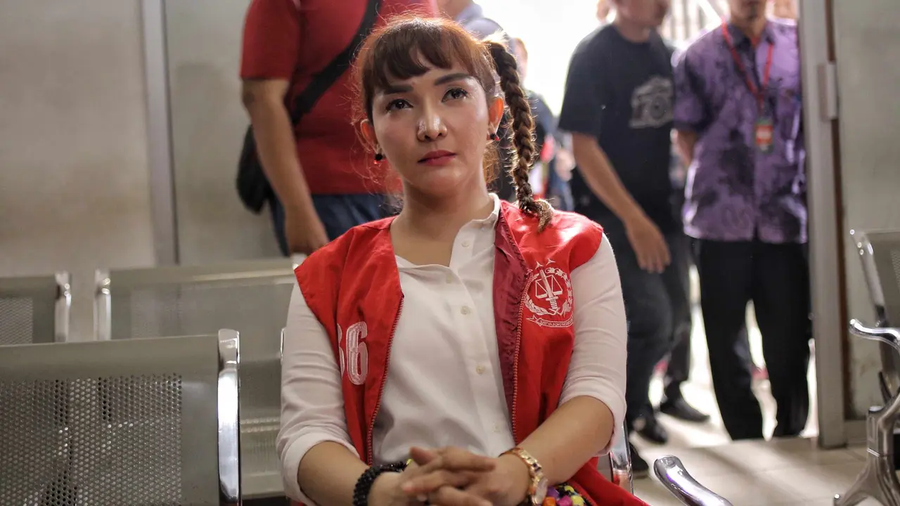 Roro Fitria