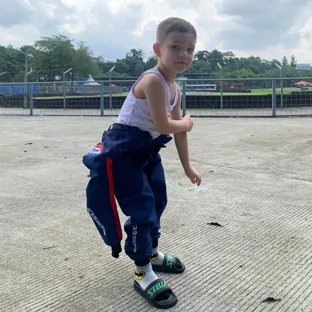 7 Momen Celine Evangelista Temani Lucio Balapan Gokart Ini Curi Perhatian