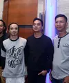 Band Ungu menjalani kegiatan baru selain manggung. Kini ia bermain dalam sebuah film 'Get Up Stand Up'. (Andy Masela/Bintang.com)