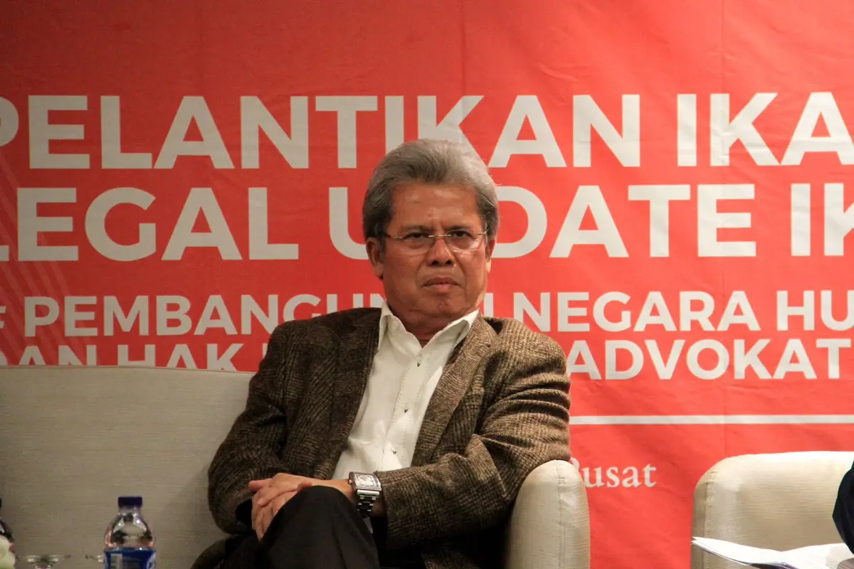 Honorary Chairman DPP IKADIN Todung Mulya Lubis