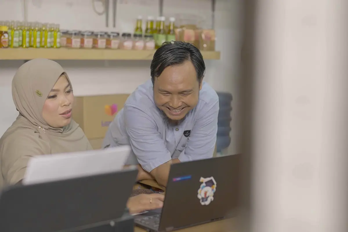 Rahasia Dibalik Kesuksesan Pasangan Pemimpi Bangun Bisnis Herbal Online di Lazada