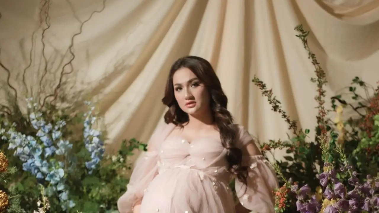 Kehamilan Kedua Tengku Dewi Putri