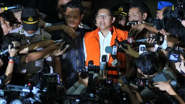 [VIDEO] Anas Urbaningrum Ditahan!