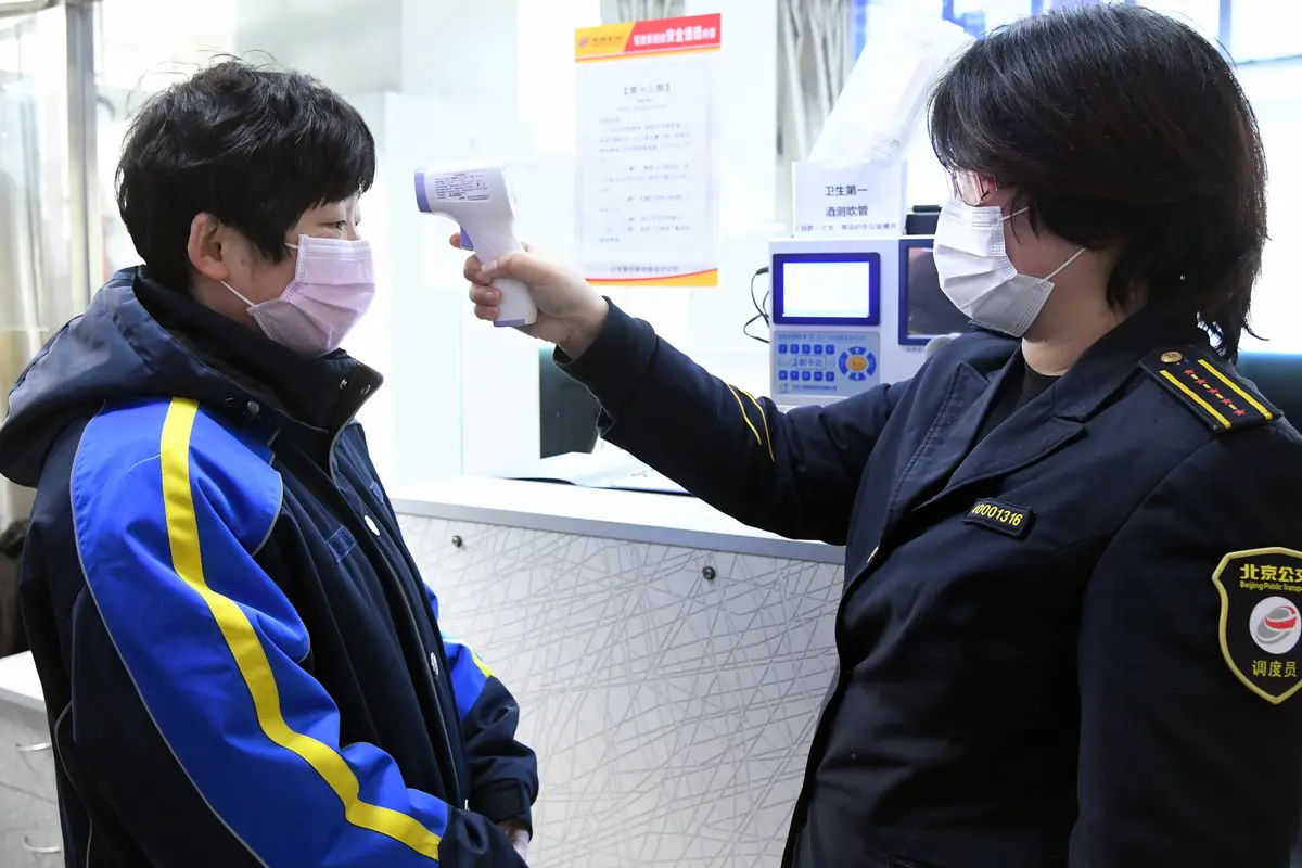 Pencegahan Virus Corona di Transportasi Umum China