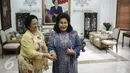 Presiden ke-5 RI Megawati Soekarnoputri mengadakan pertemuan dengan istri PM Malaysia Najib Razak, Rosmah Mansor di kediaman Megawati, Jalan Teuku Umar, Jakarta, Selasa (7/3). Sejumlah menteri Kabinet Kerja juga ikut hadir (Liputan6.com/Faizal Fanani)