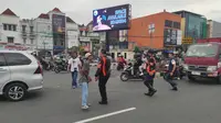 Sempat Adu Argumen, Dishub Tertibkan Sejumlah 'Pak Ogah' di Depok