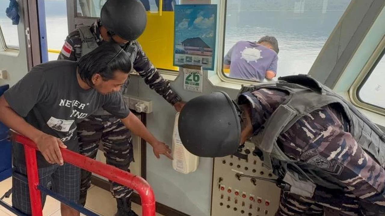 TNI AL geledah kapal pembawa ore nikel ilgel