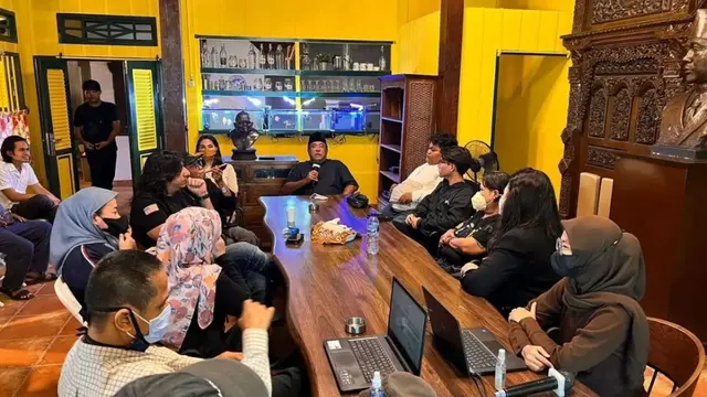 6 Momen Seru Reunian Pemain Si Doel, Bikin Nostalgia