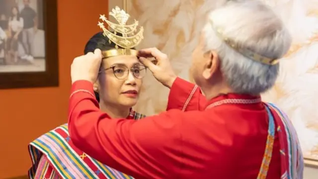 Persiapan Menteri Keuangan Sri Mulyani bersama sang suami Tonny Sumartono saat bersiap hadiri upacara peringatan HUT ke-78 RI (Foto: instagram @smindrawati)