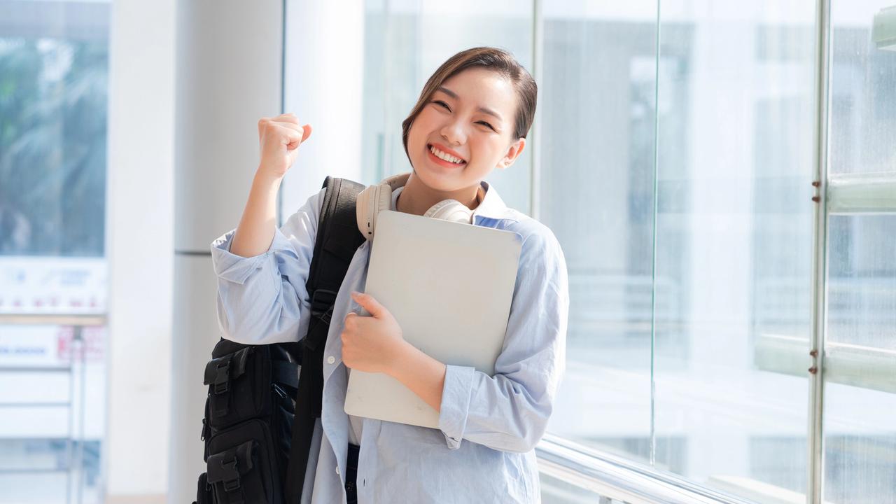 Aktif Seharian Bukan Alasan, Gen Z Punya Cara Sendiri Biar Tetap Fresh dan Wangi