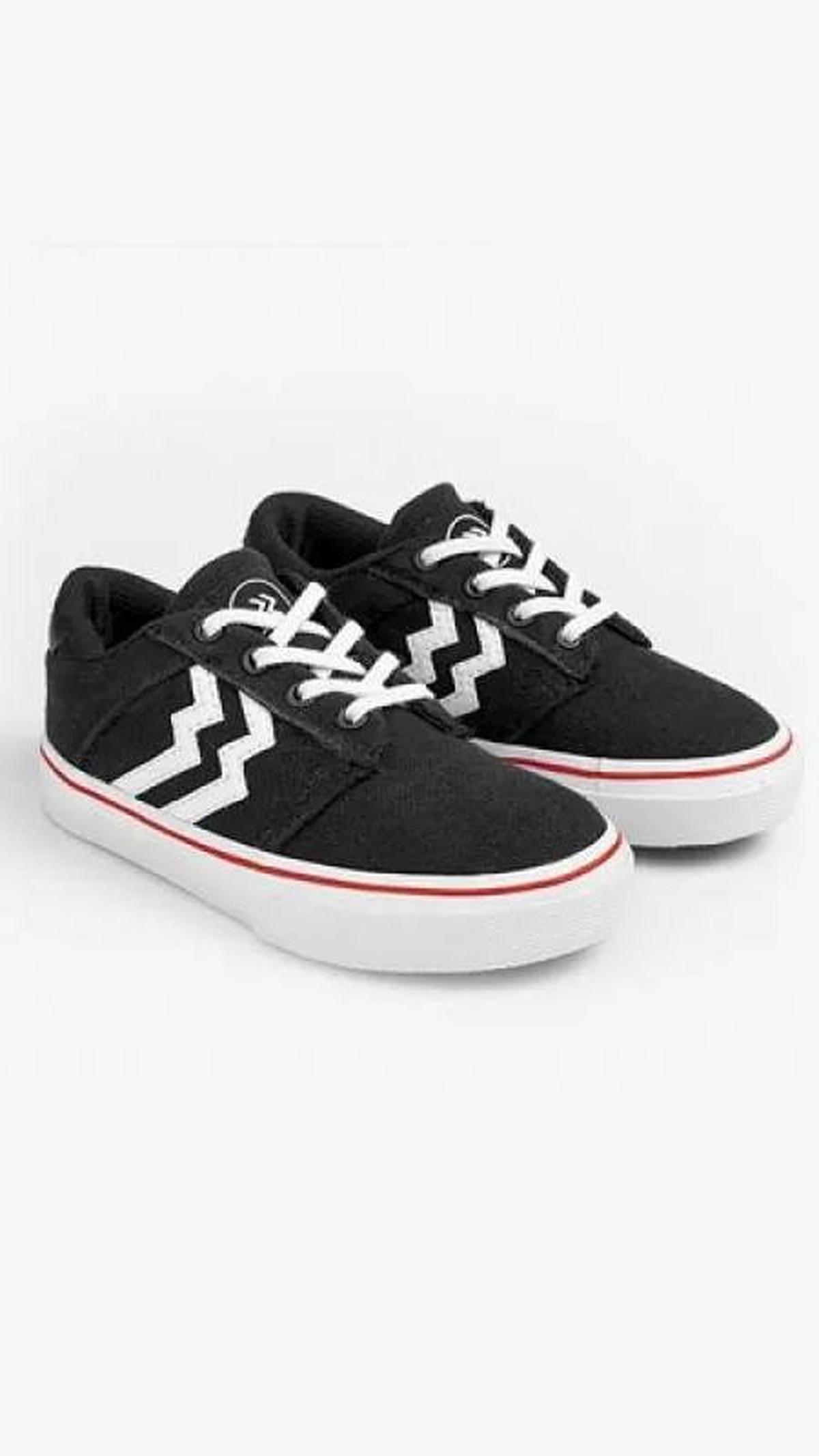 4. Gavin Kids Black White, Cocok untuk Kegiatan Sehari-hari