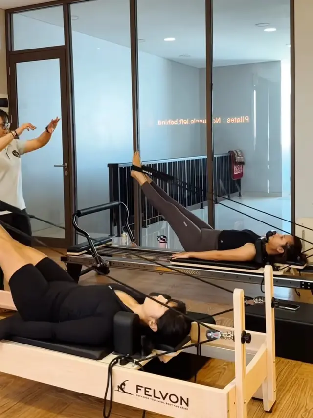 Indah Permatasari Pertama Kali Pilates