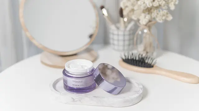 Review Wardah Renew You Series: Perawatan Wajah Cegah Kerutan dan Garis Halus, Bikin Kulit Glowing Alami